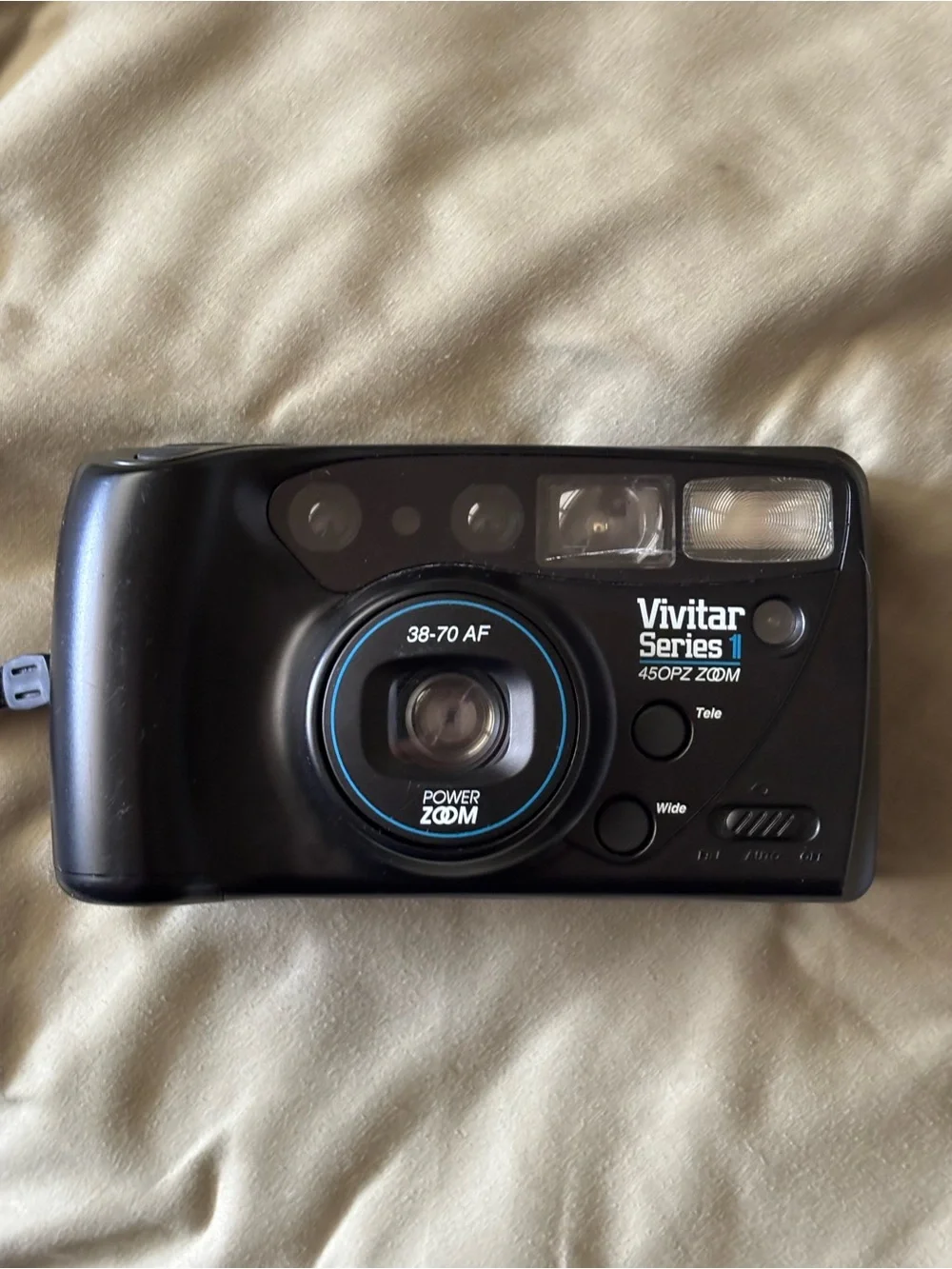 Series 1 450PZ Zoom 38-70mm Black Point-and-Shoot Camera